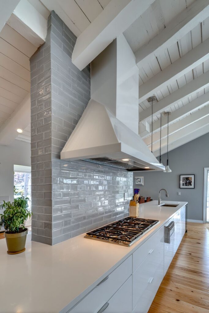 Modern Minimalist Stainless Steel Elegance