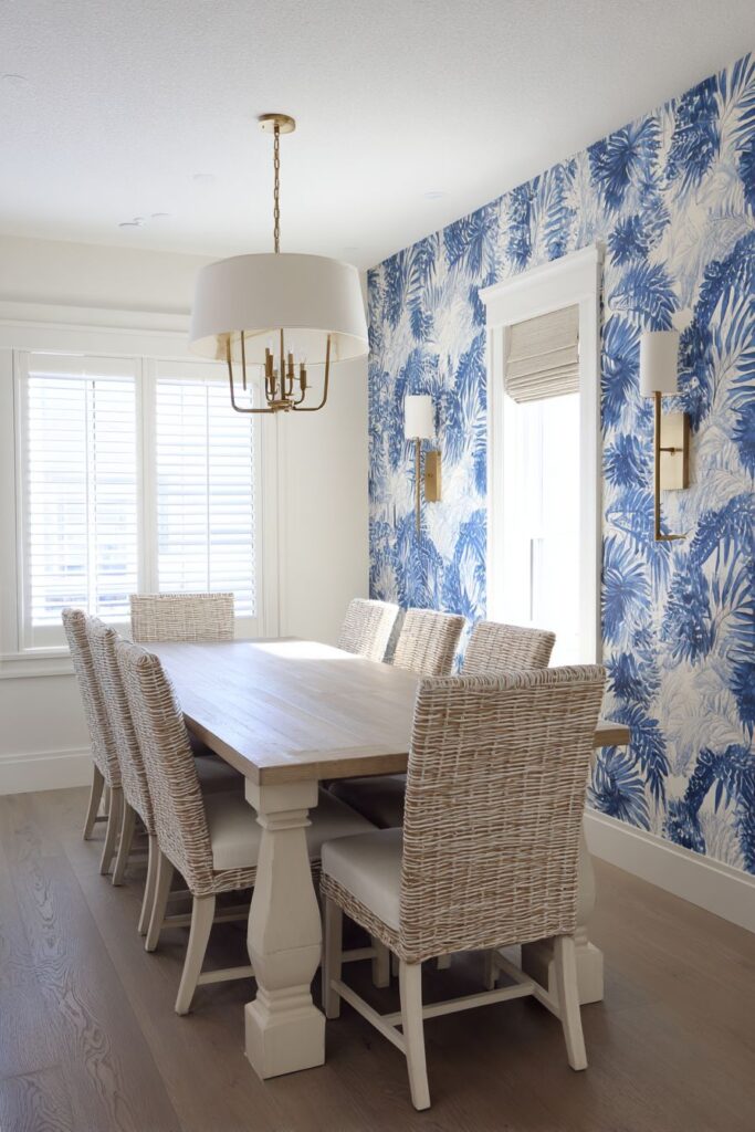 Statement Wallpaper Drama