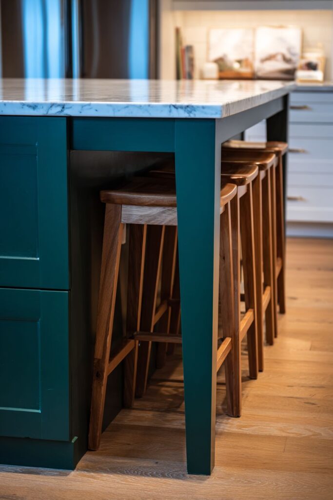 Emerald Green Island Centerpiece