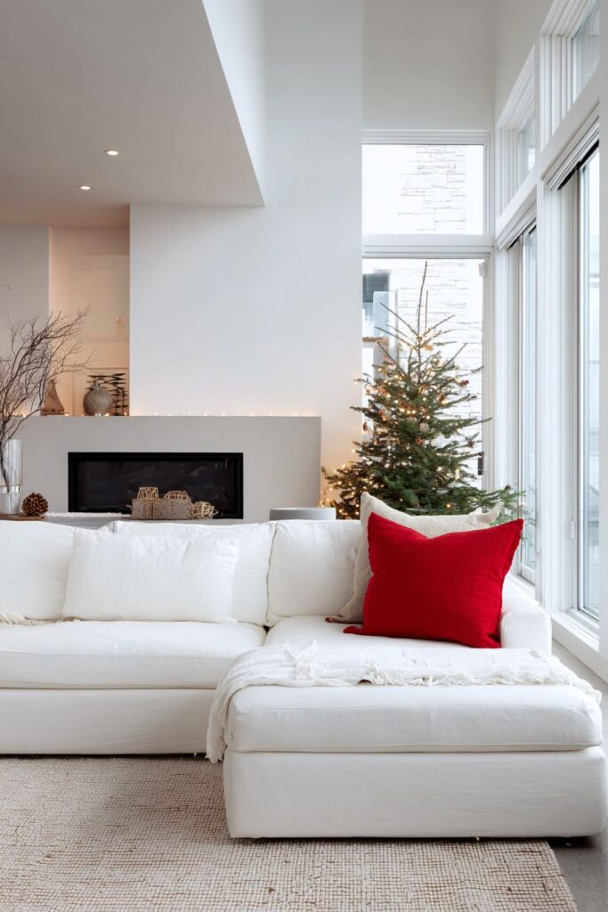 Modern Minimalist Christmas Restraint