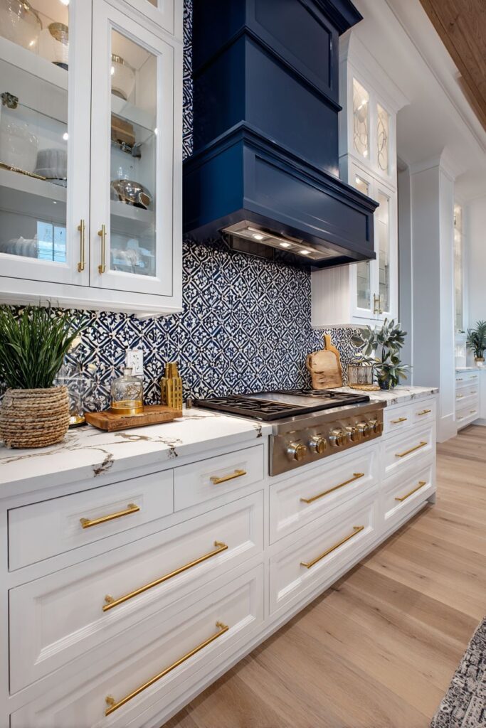 Bold Geometric Tile Statement