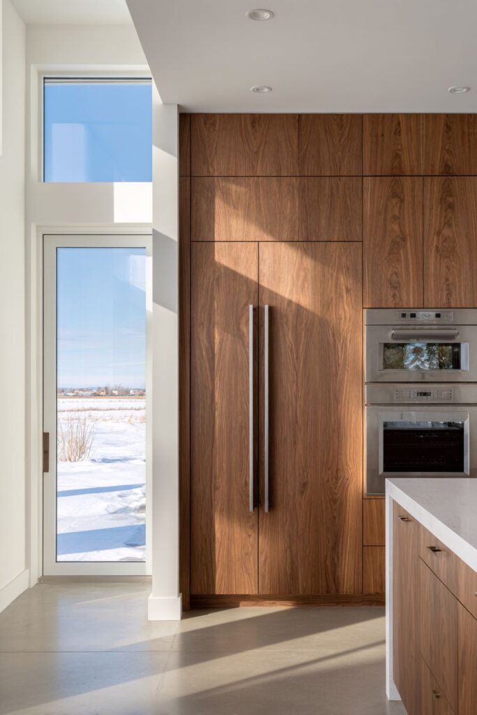 Minimalist Beauty with Flat-Panel Design