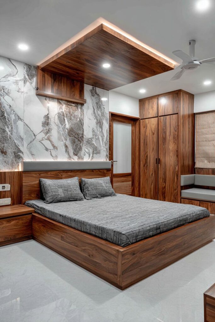 Space-Optimizing Compact Solutions