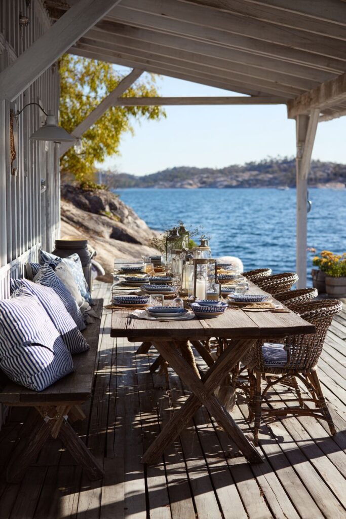 Coastal Weathered Teak Serenity