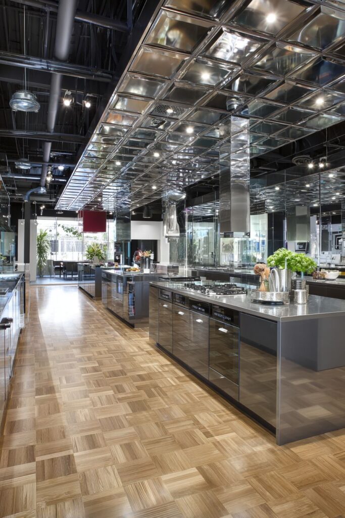 Contemporary Metal Module System