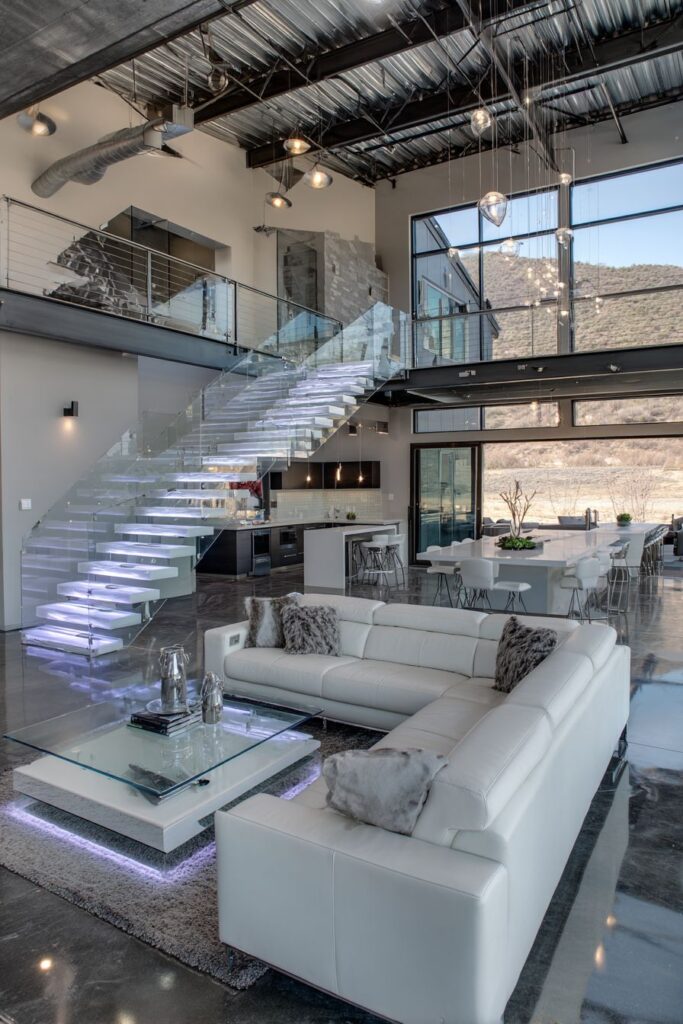 Floating Staircase Spectacle