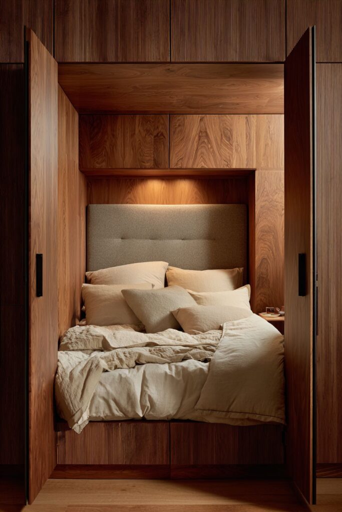 Romantic Canopy Dreams