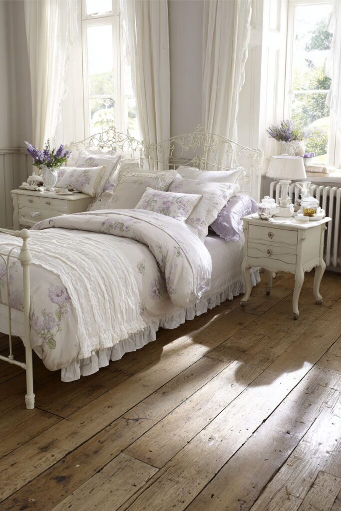 FRENCH COUNTRY ROMANTIC TWIN BEDROOM