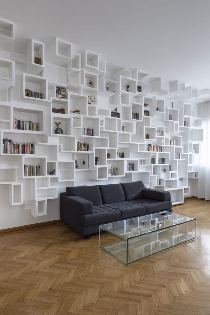 Geometric Media Wall Precision