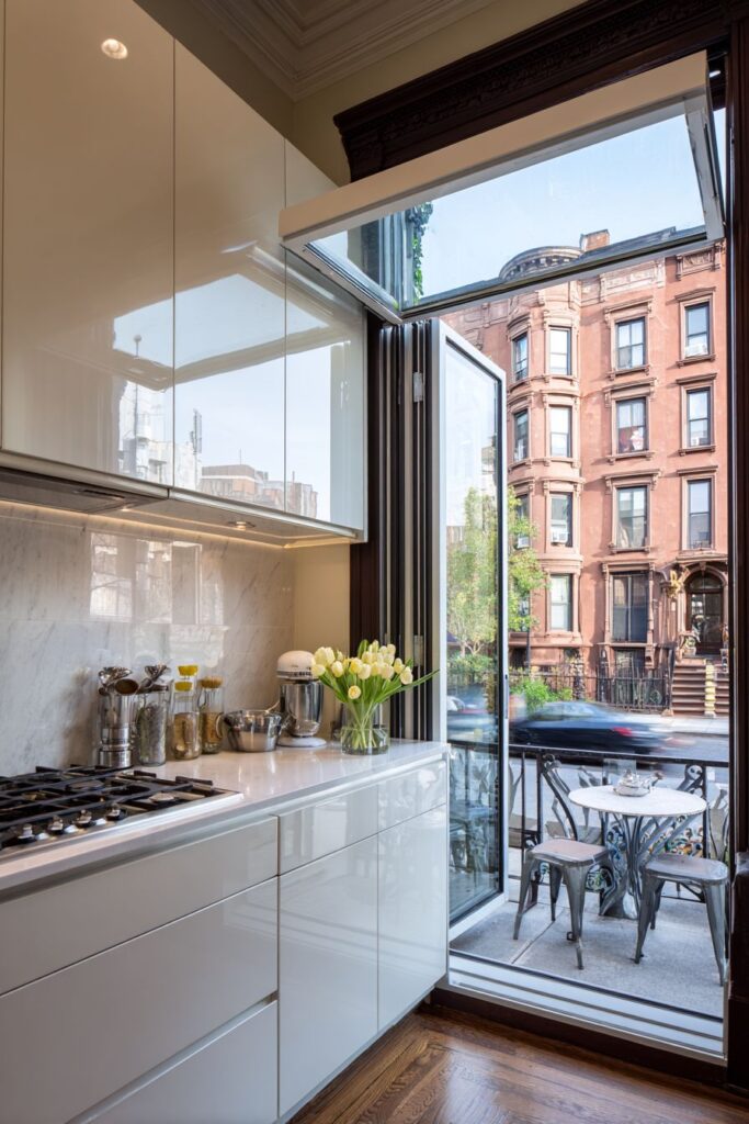 Retractable Glass Innovation