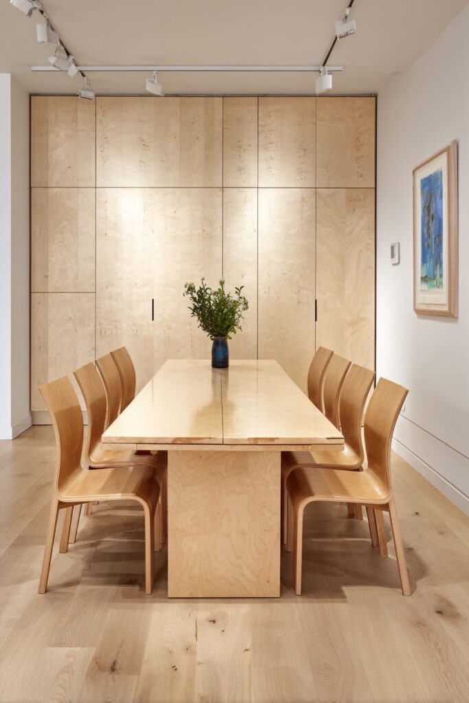 Space-Saving Extendable Maple Wood Practical Innovation