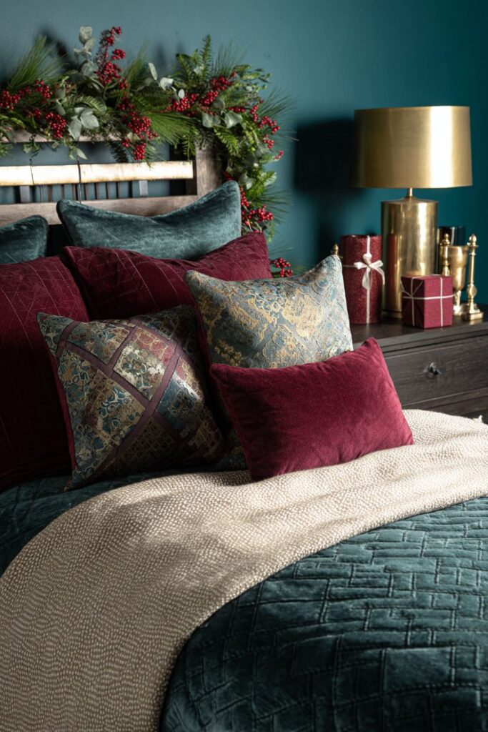 Rich Emerald and Burgundy Luxury