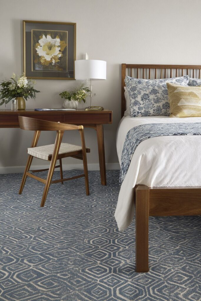 Vintage-Modern Time Bridge