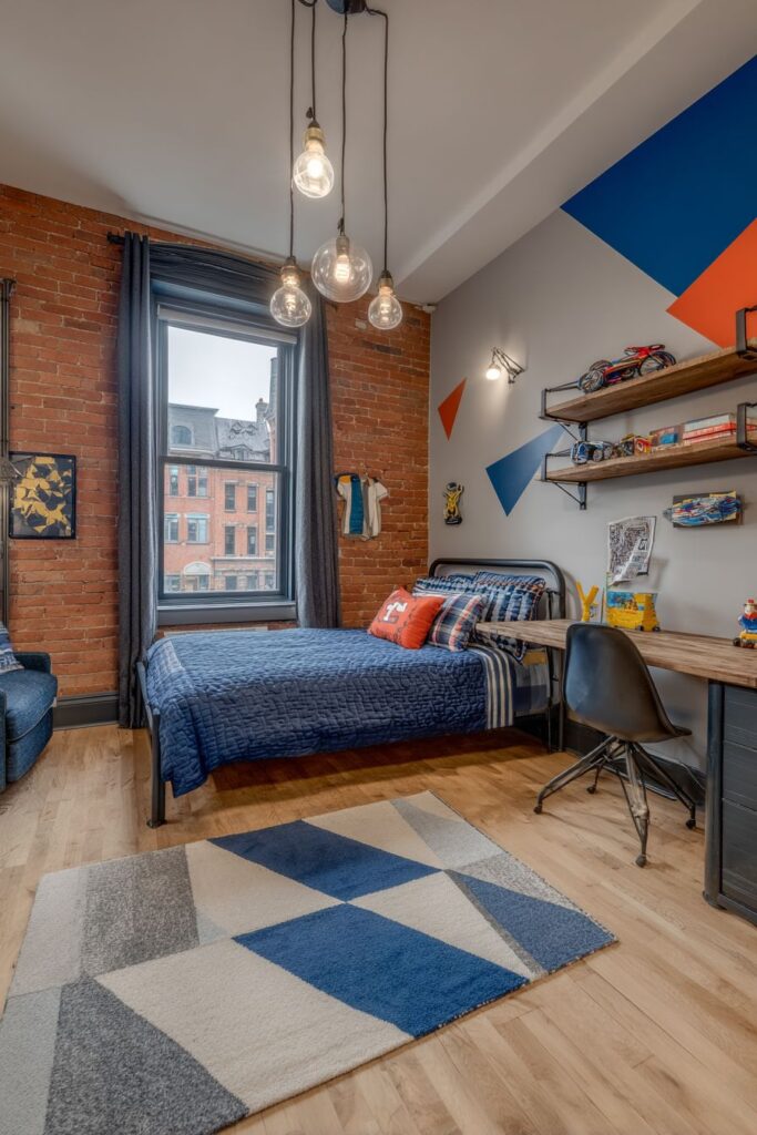 Industrial Urban Loft Experience