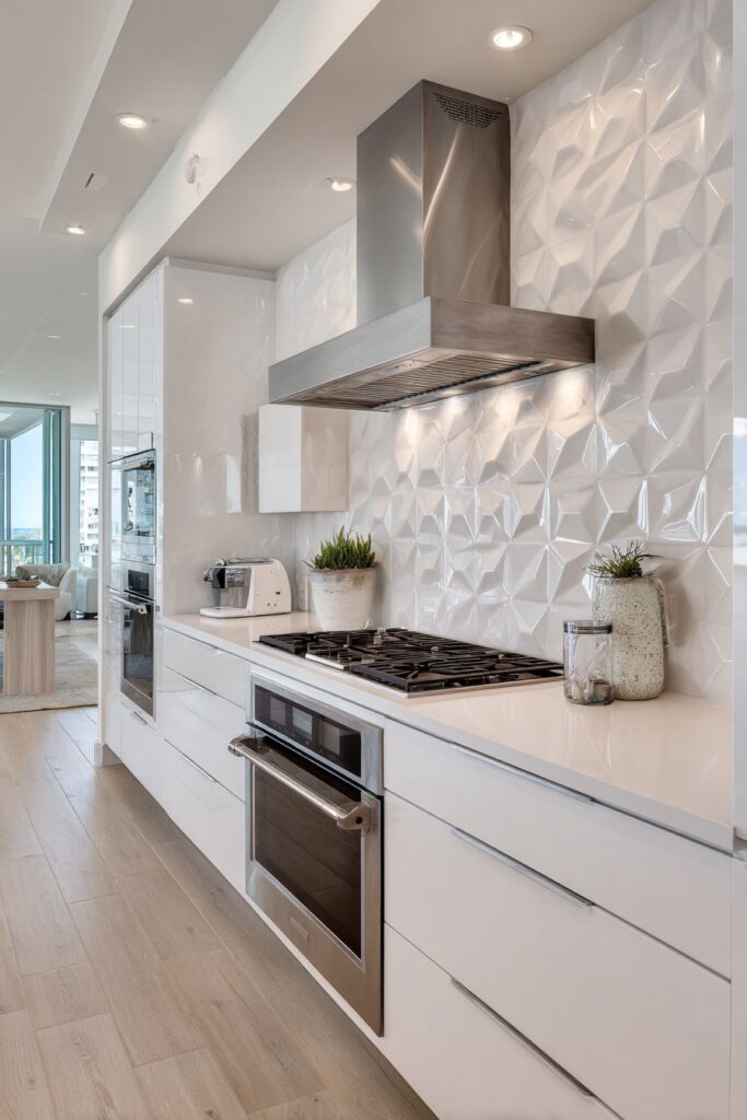 Contemporary Geometric Drama