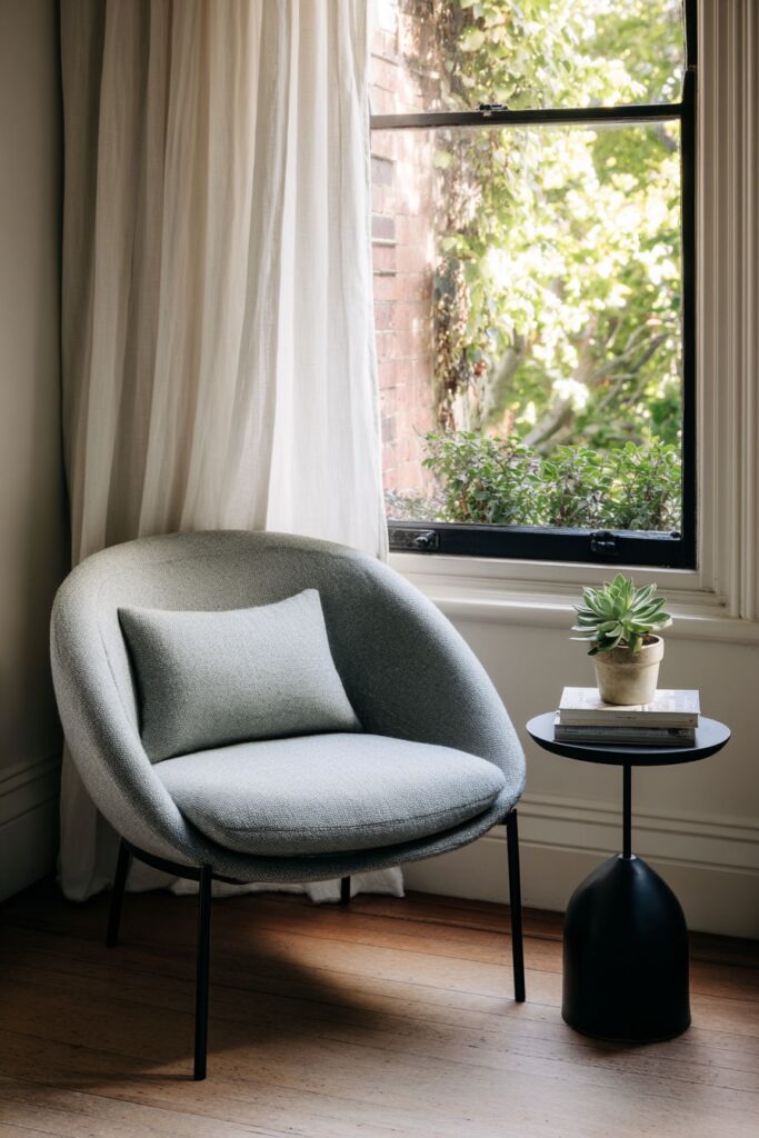 Corner Reading Nook Simplicity
