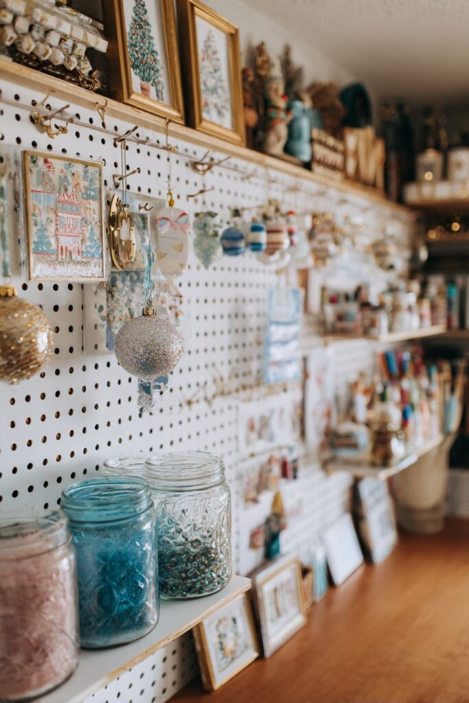 Creative Arts and Crafts Holiday Studio