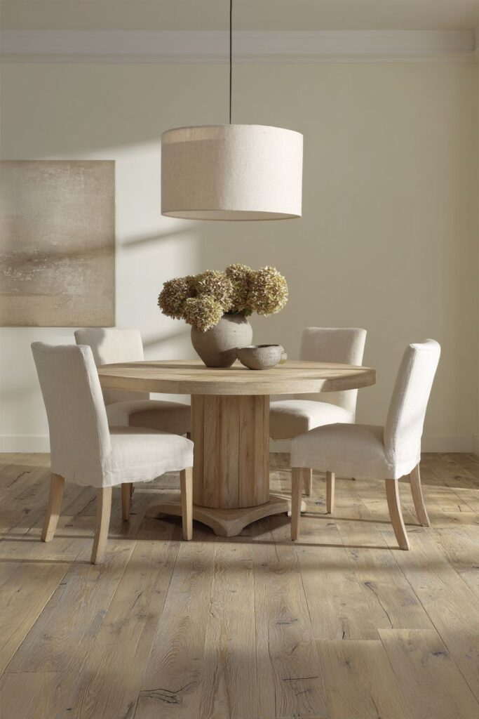 Round Bleached Oak with Linen Textures