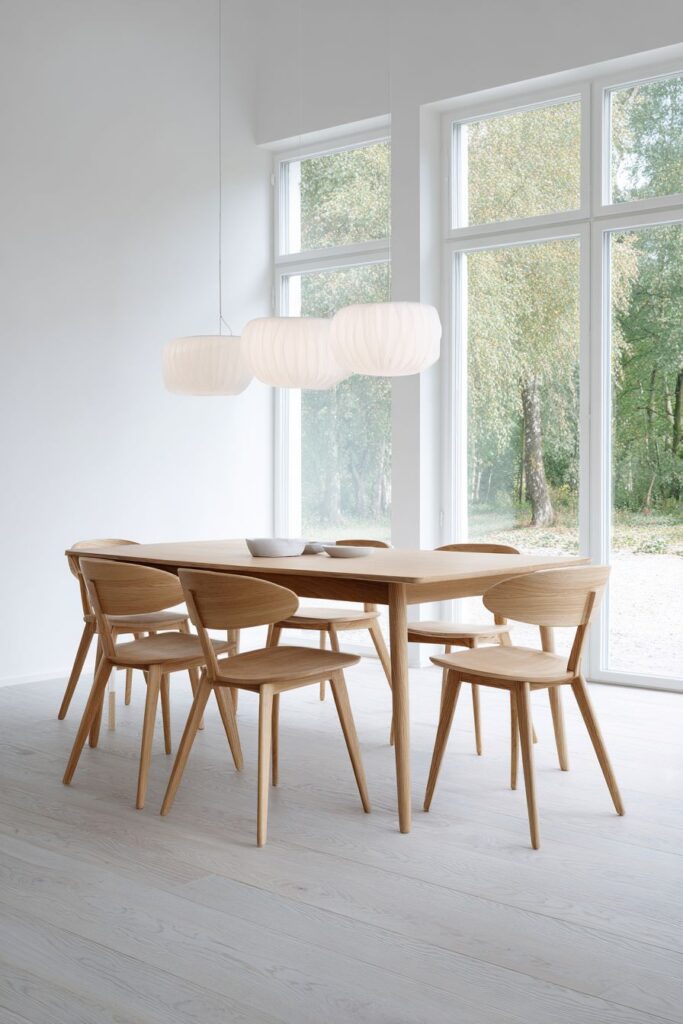 Minimalist Linear Clarity