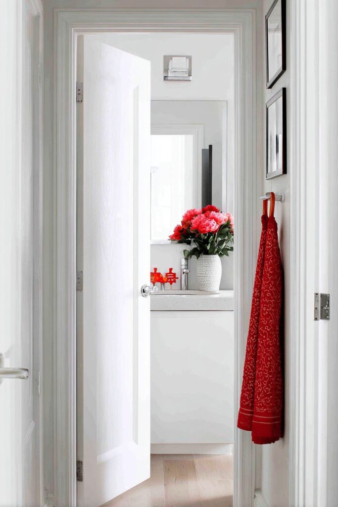 Elegant Powder Room Accents