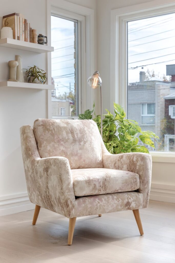 Geometric Revival in a Fresh White Space