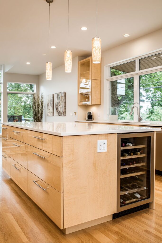 Contemporary Island Focal Point in Light Maple