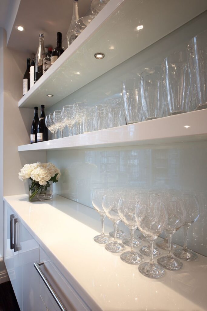 Small Apartment Narrow Console with Wine Storage