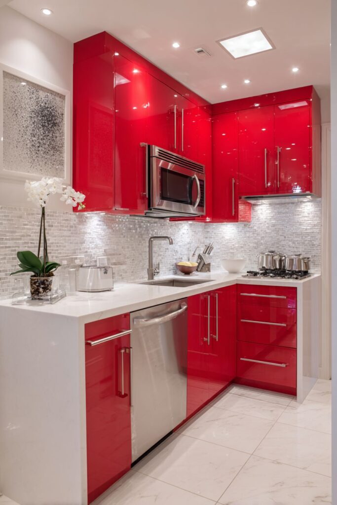 Compact Red Kitchen Maximization